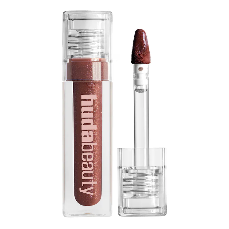 Huda Beauty Lip Gloss She's on Fire sfondo bianco