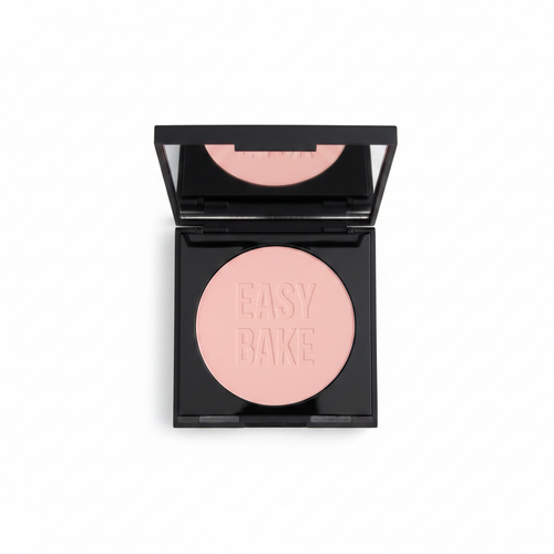 Huda Beauty Easy Bake Pressed Powder Cherry Blossom Cake sfondo bianco GMC