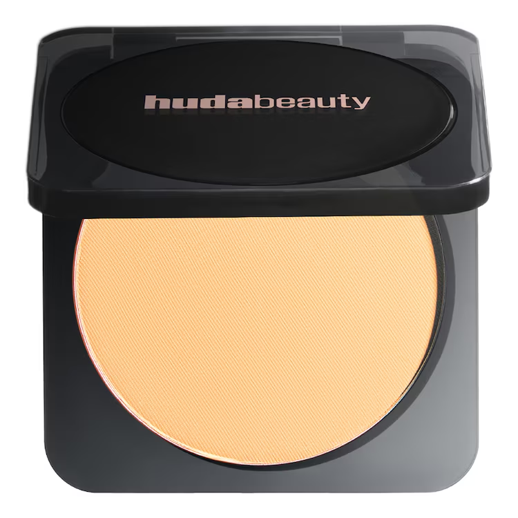 Huda Beauty Easy Bake Pressed Powder Blondie sfondo bianco ufficiale